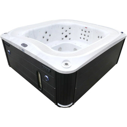 Aquajoy Serenity — marmur srebrnobiały / czarna obudowa, widok wanny SPA