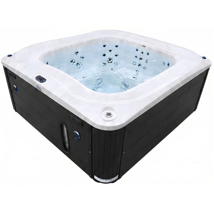 Aquajoy Serenity — marmur srebrnobiały, widok wanny SPA